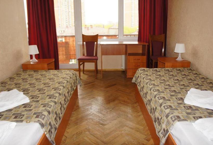 Ramin Economy Hotel 8