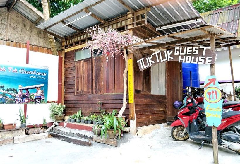 Hotel Tuk Tuk Guesthouse 11