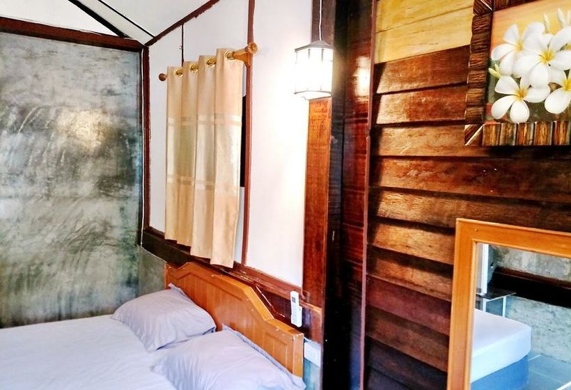 Hotel Tuk Tuk Guesthouse 14