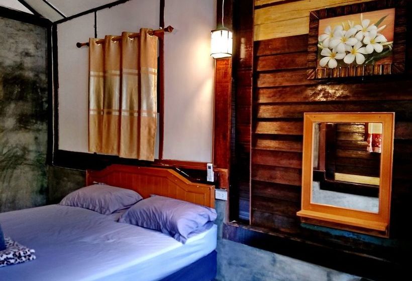 Hotel Tuk Tuk Guesthouse 6