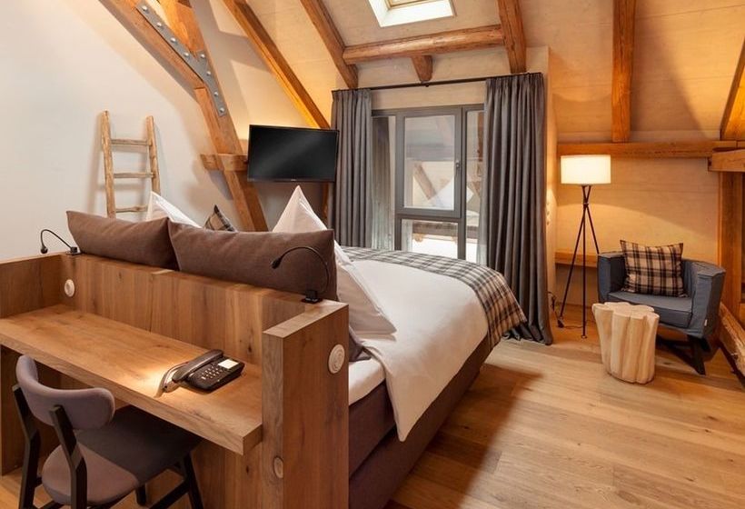 Hotel Landgasthof Almhof 7