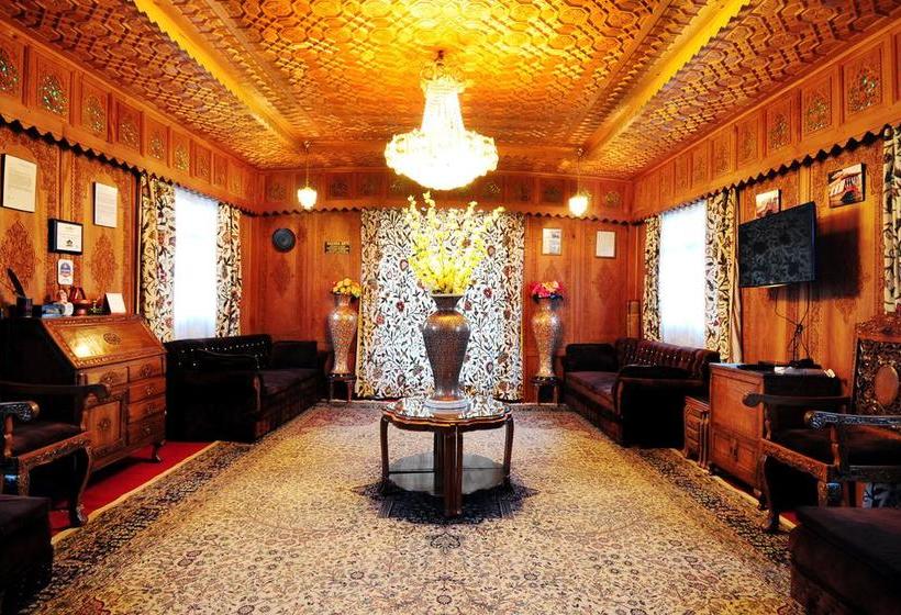 Hotel New Jacquline Heritage Houseboats 2