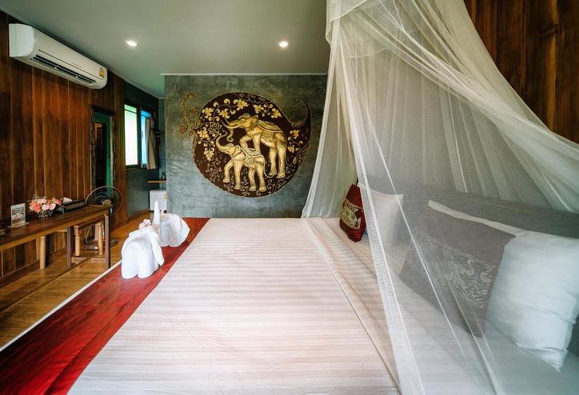 Sawasdee Sukhothai Resort 9