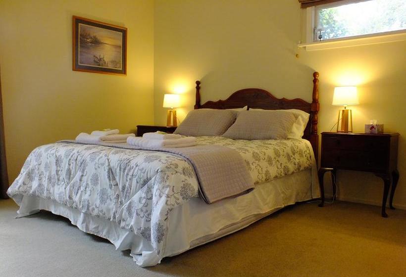 Bed and Breakfast Airport Magnolia Accommodation