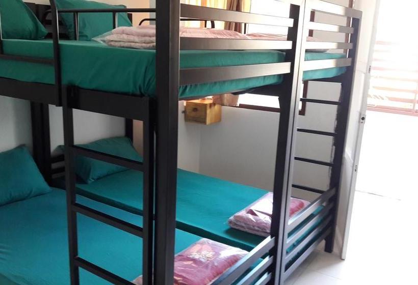 Hostel Culture Club Backpackers 14