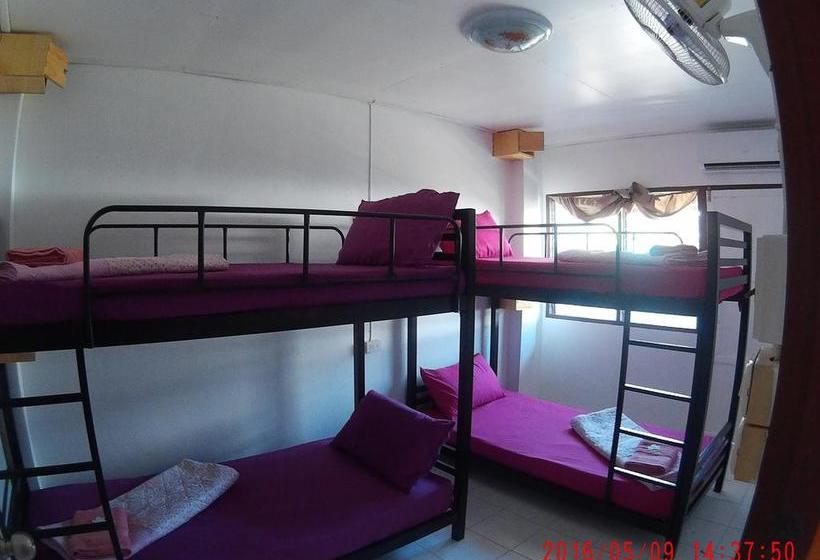 Hostel Culture Club Backpackers 18