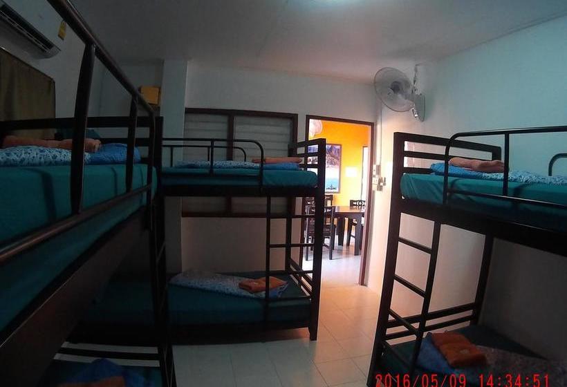 Hostel Culture Club Backpackers 9