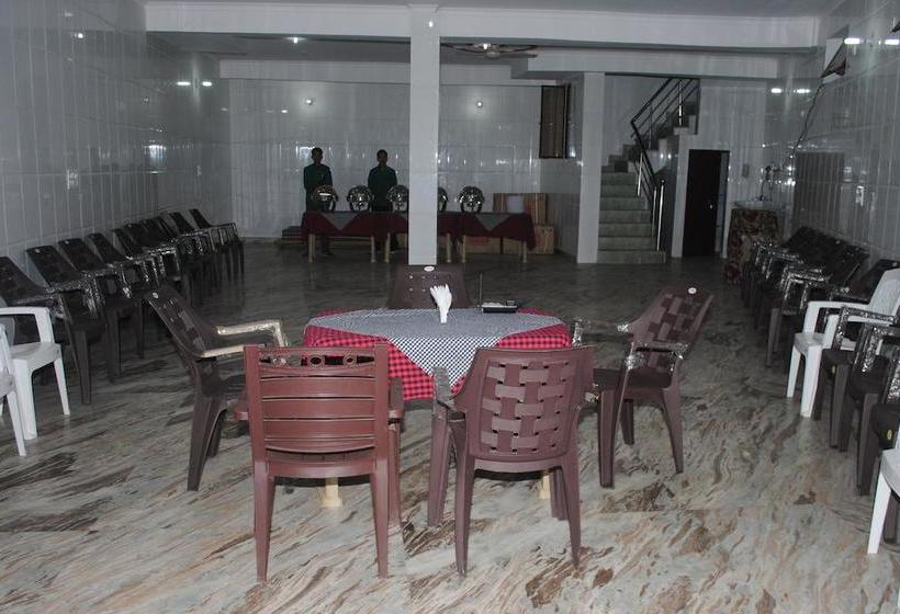 Hotel Raj Paradise 1