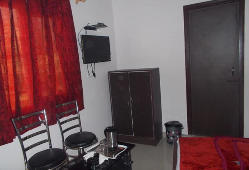 Hotel Raj Paradise 10