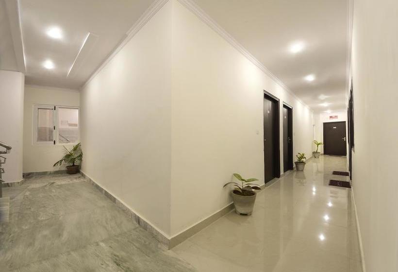 Hotel Raj Paradise 11