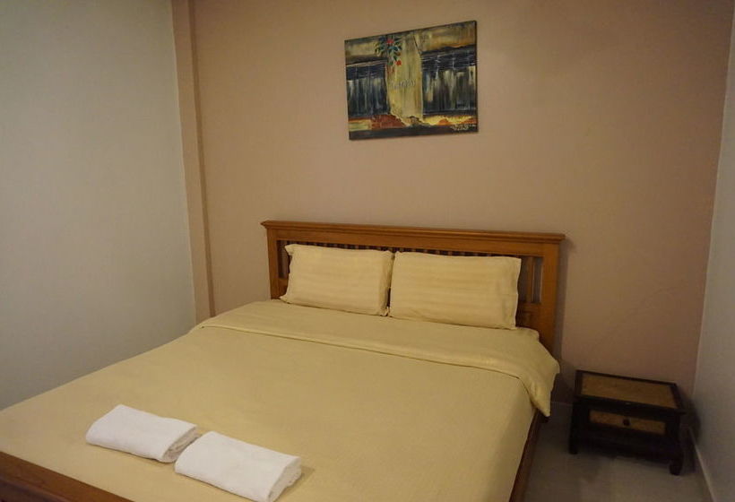 Hotel Wongsaisiri Srichiangkhan 11