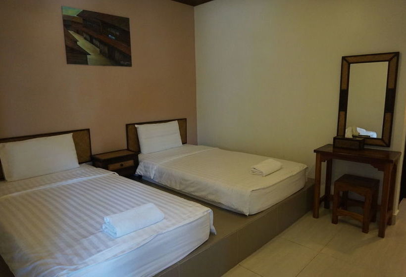 Hotel Wongsaisiri Srichiangkhan 7