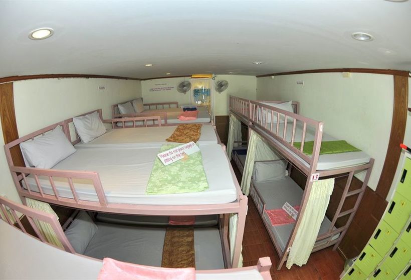 Hostel Blue Diamond Dorm Room 7