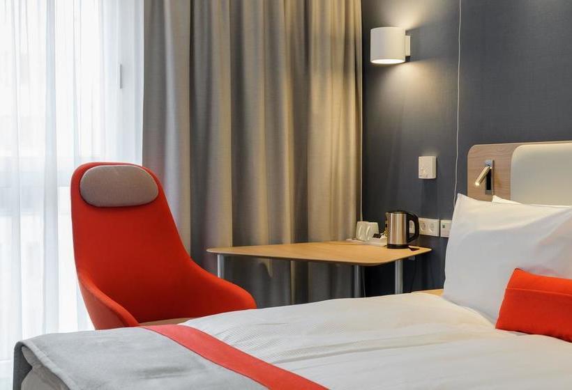 Hotel Holiday Inn Express Moscow-paveletskaya 17