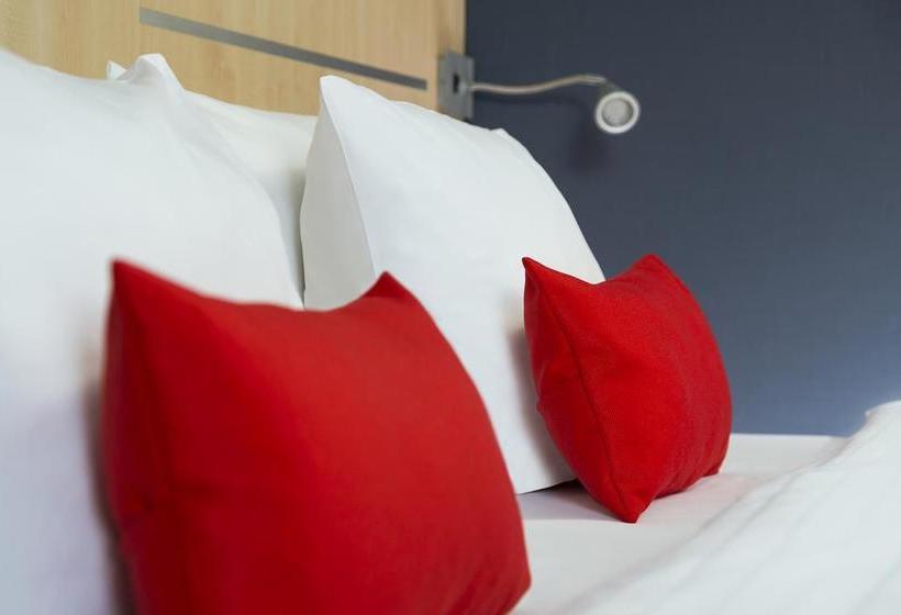 Hotel Holiday Inn Express Moscow-paveletskaya 18