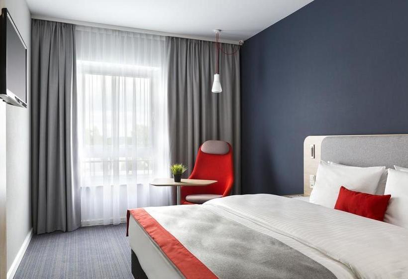 Hotel Holiday Inn Express Moscow-paveletskaya 19