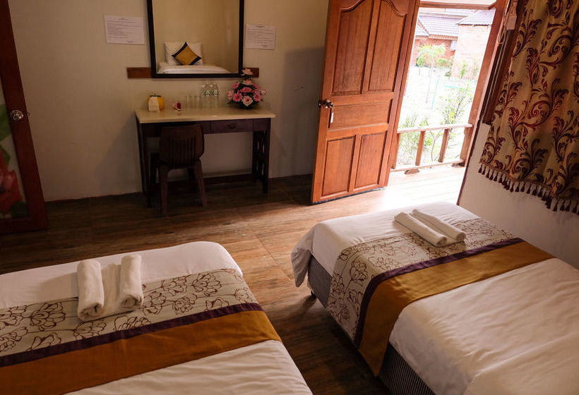 Hotel The Lion Resort 14