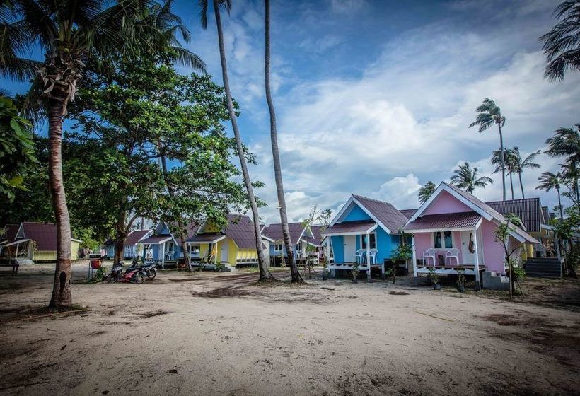 Hotel The Pier Koh Phangan 15