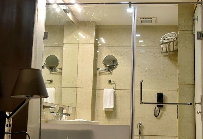 Hotel Clarks Inn Suites Gwalior 18