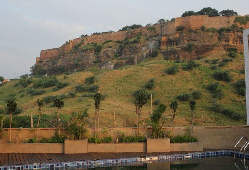 Hotel Clarks Inn Suites Gwalior 20