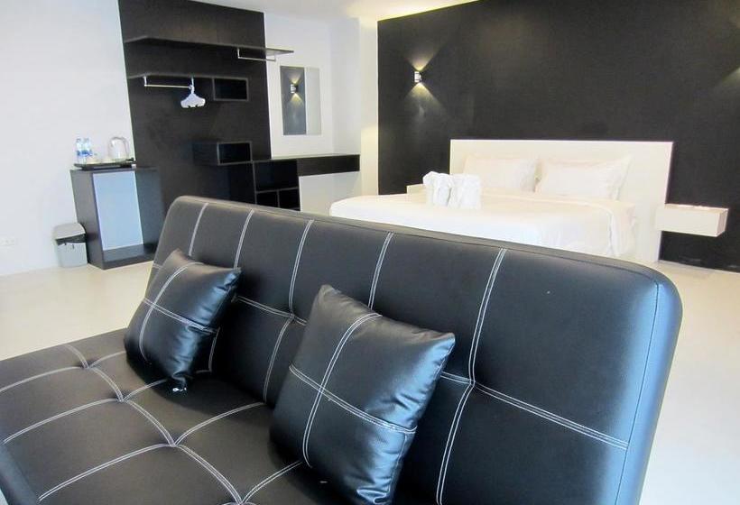 Hotel The Luna Compass 19