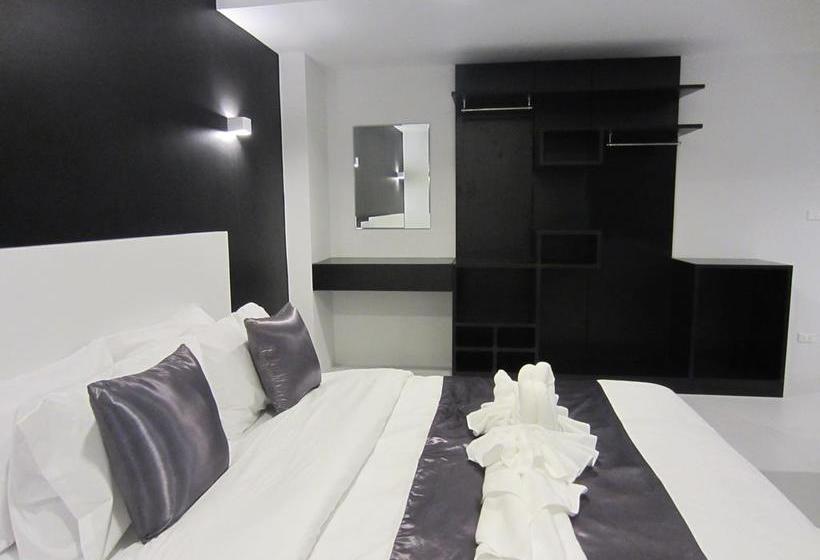 Hotel The Luna Compass 3