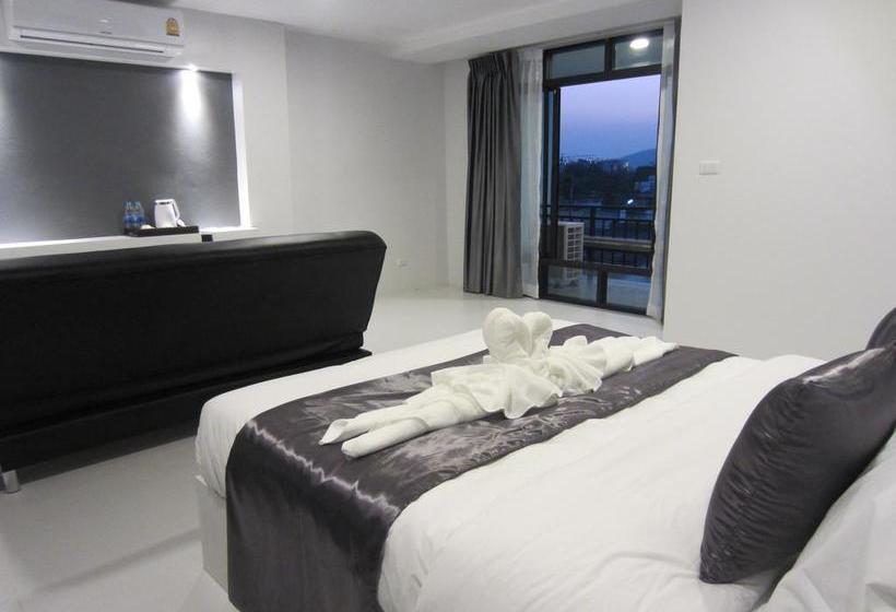 Hotel The Luna Compass 5