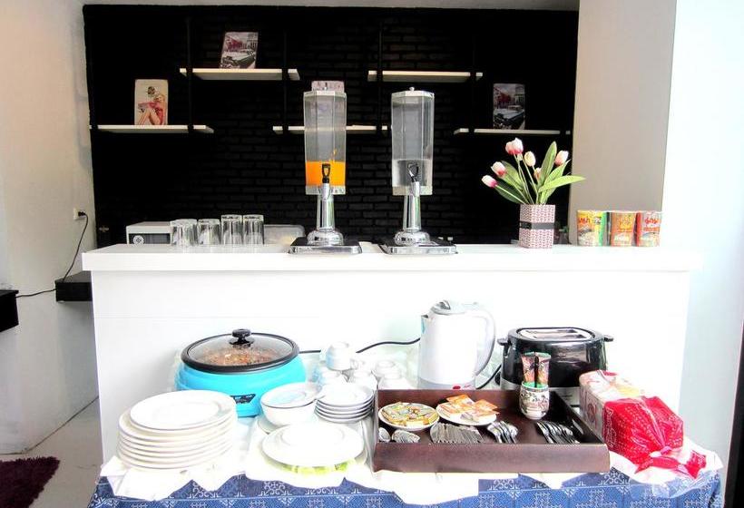 Hotel The Luna Compass 6