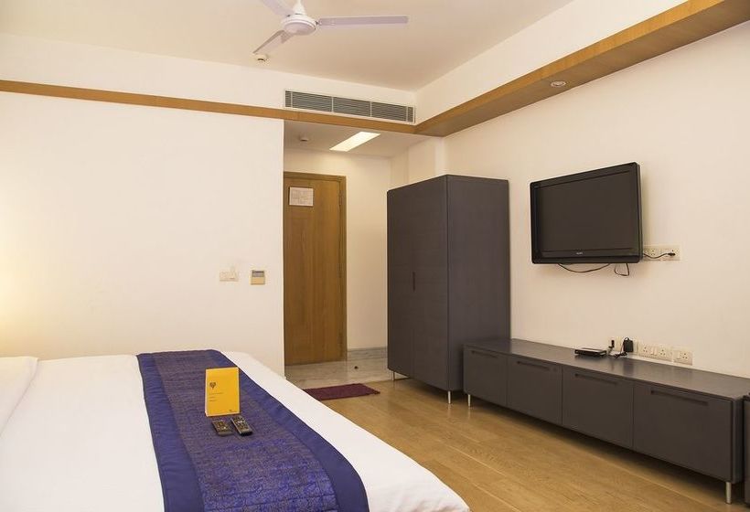 Fabhotel Raj Darbar Iffco 16