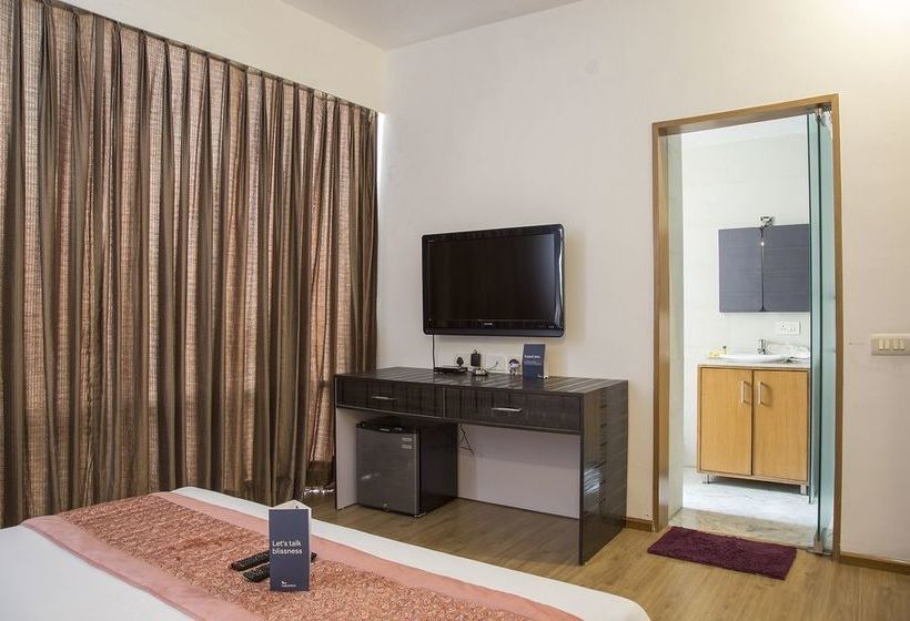 Fabhotel Raj Darbar Iffco 17