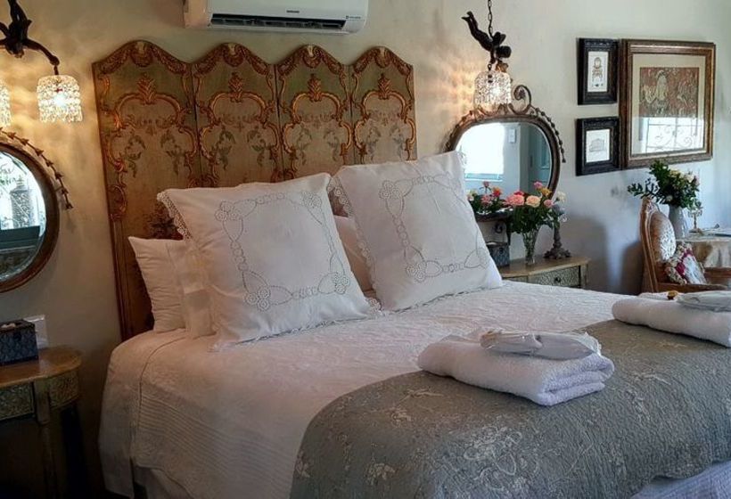 Bed and Breakfast The Victorian Cow Western Cape