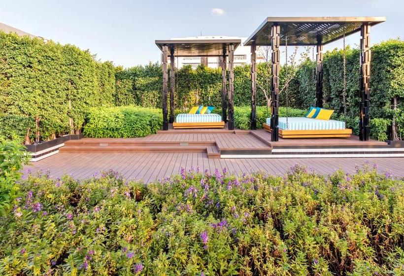 Hotel Holiday Inn Express Bangkok Soi Soonvijai 3