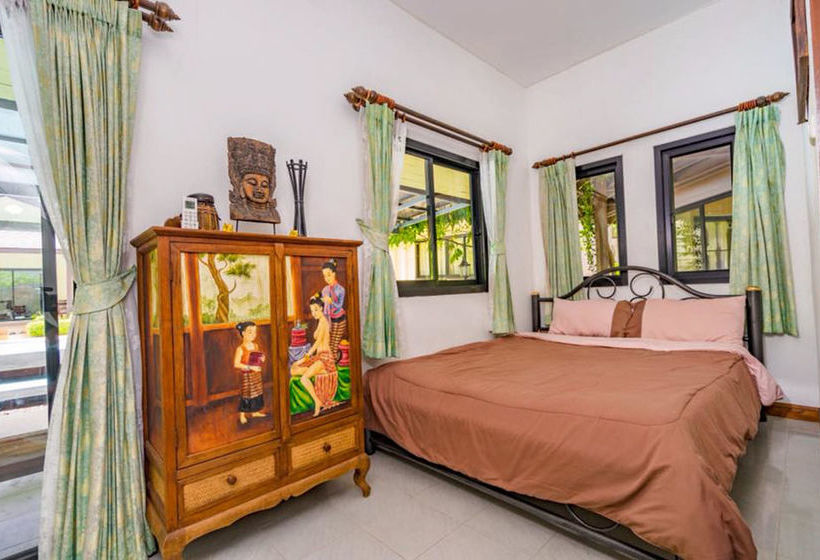 Natien Beach Villa 8