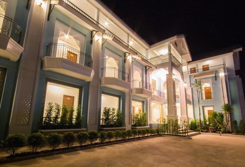 Hotel Crystal Nongkhai 12