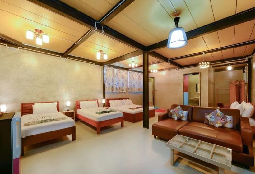 Hotel Riverpool Resort 8