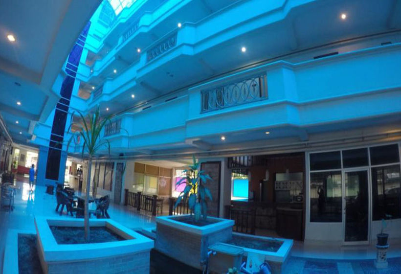 Hotel Wangburapa Grand