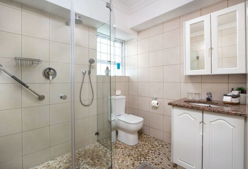 Hotel Hermanus Beach Front Lodge 16