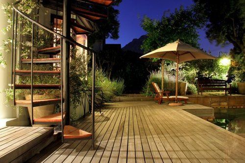 Pension Hedge House 8