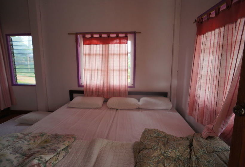 Hotel Mok Far Mont Ngo Resort 11