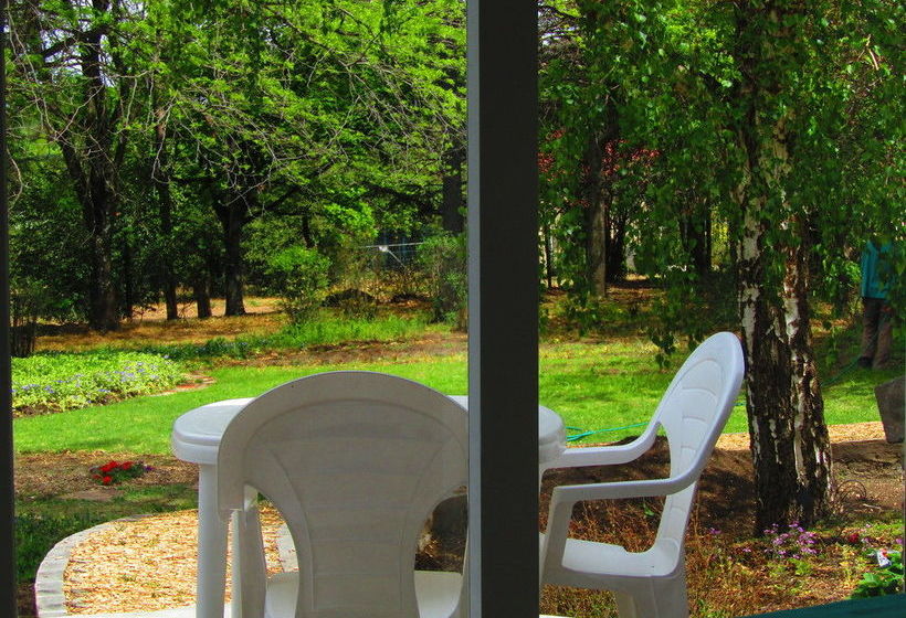 Woodlands Retreat 13