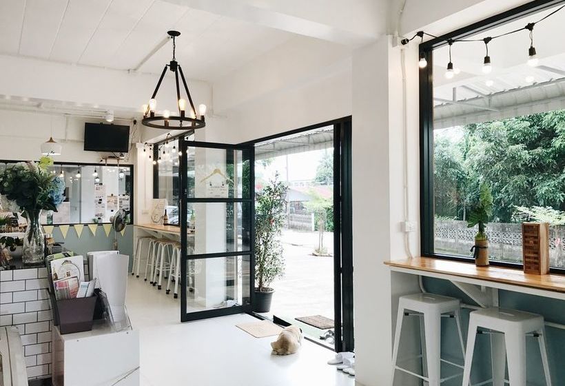 Pension Baan Nukanong Guesthouse 1