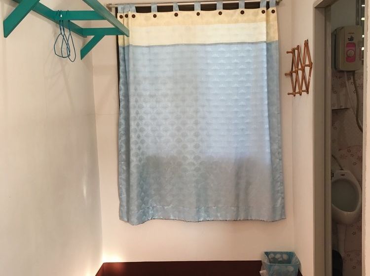 Pension Baan Nukanong Guesthouse 10