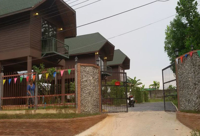 Hotel Baan Rom Sai 7