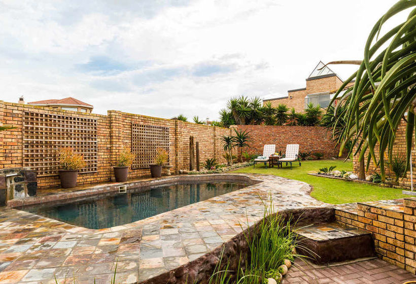 Pension Nautilus Guest House 12