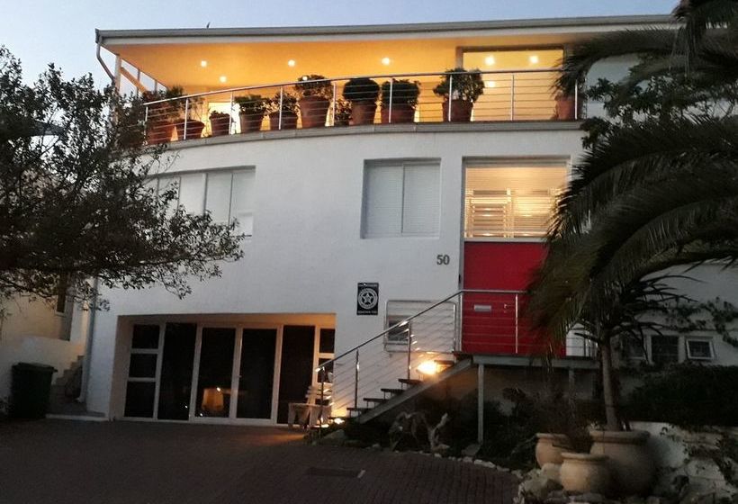 Bed and Breakfast Whale Coast Villa