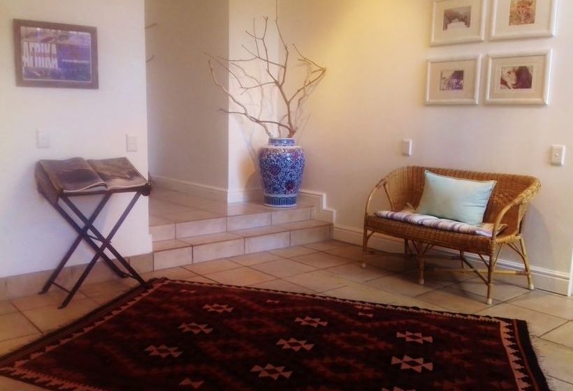 Bed and Breakfast Whale Coast Villa 1