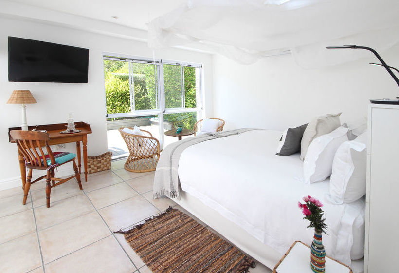 Bed and Breakfast Whale Coast Villa 13