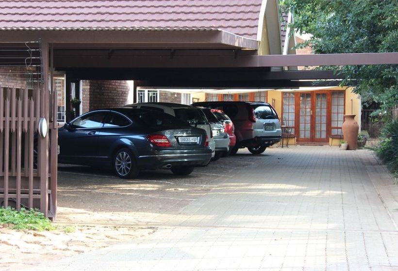 Yenfie Bed & Breakfast 9