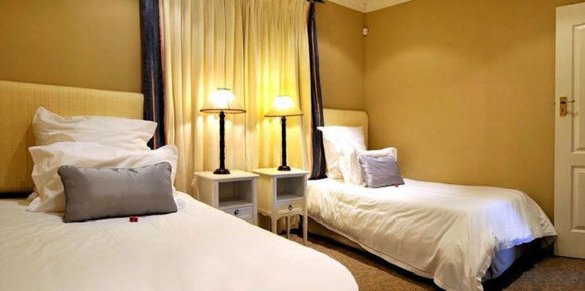 Montmartre Guest Chalets 2