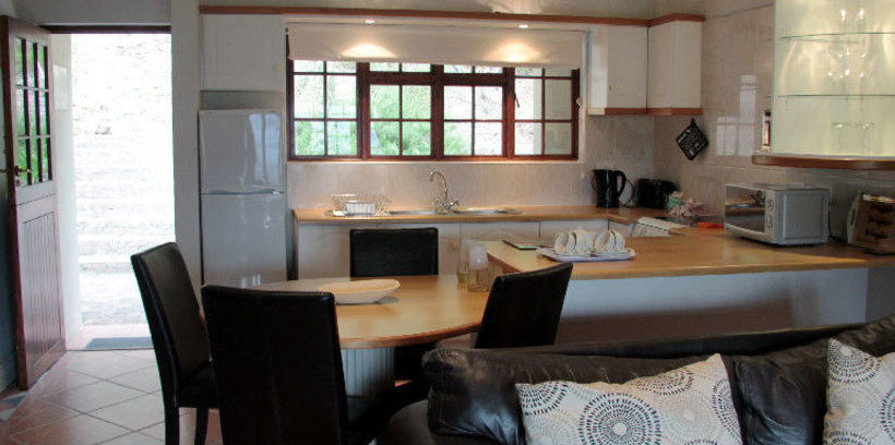 Montmartre Guest Chalets 5